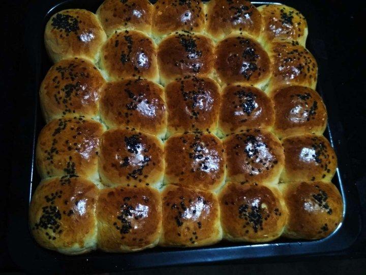 普通面粉做的柔软小餐包