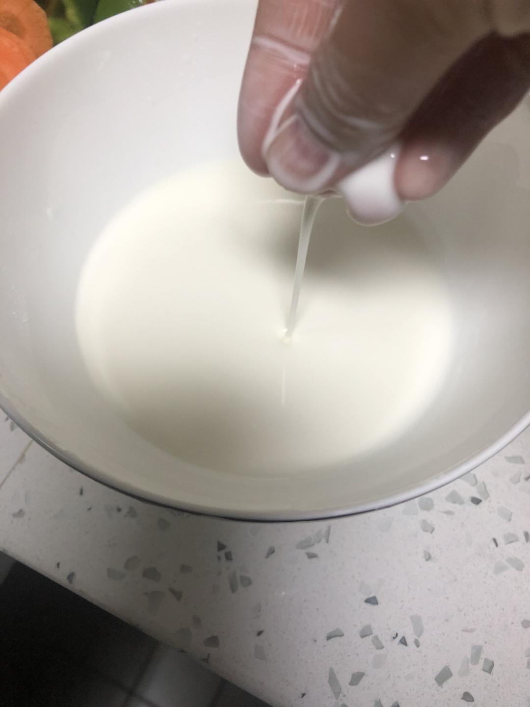 纯奶手撕吐司的做法 步骤1