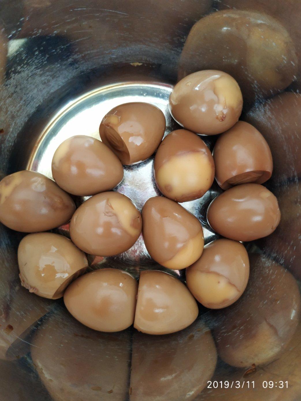 乡巴佬卤鹌鹑蛋