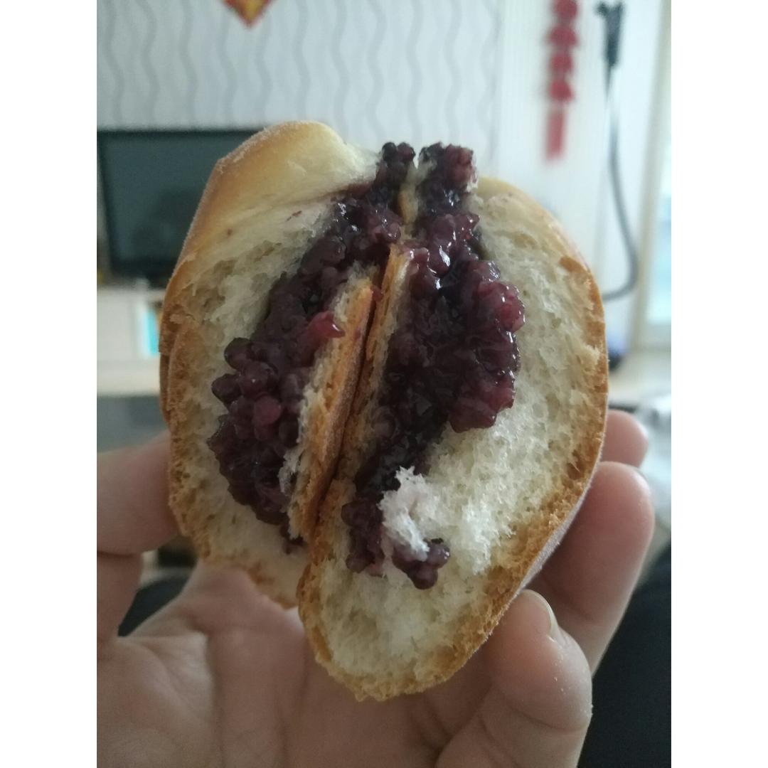 黄米蜜豆小餐包