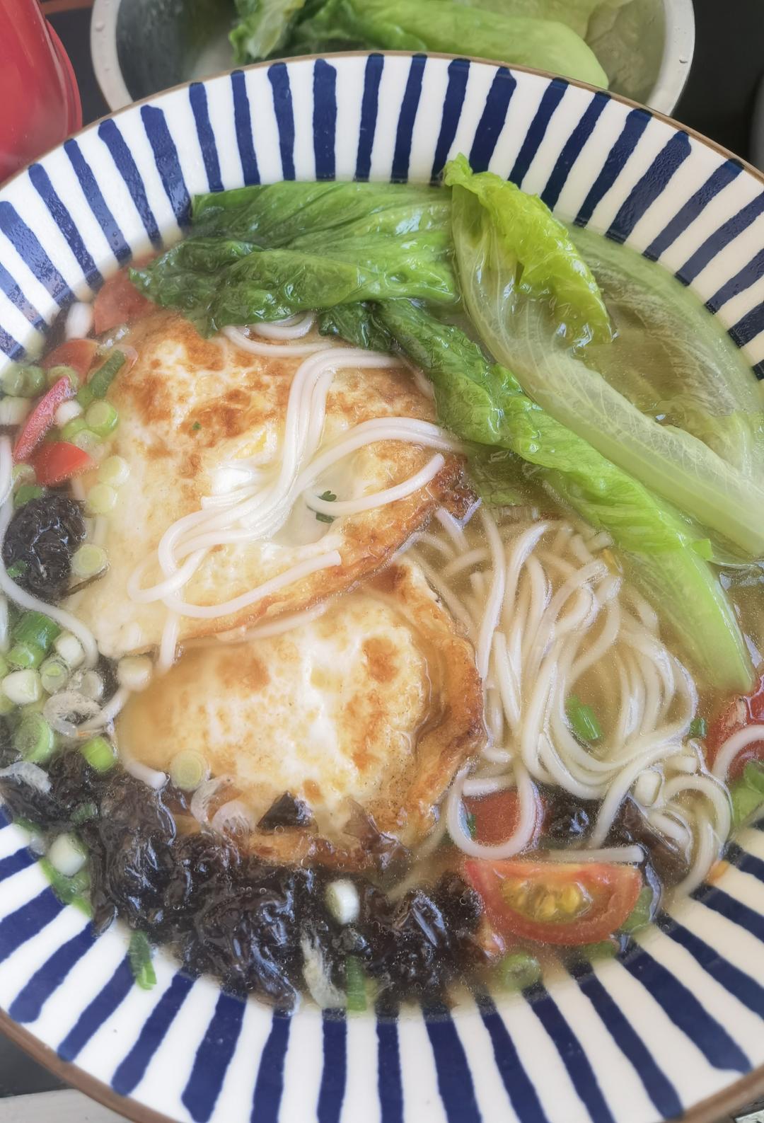 孩子早餐100天不重样！今日食谱：清汤面