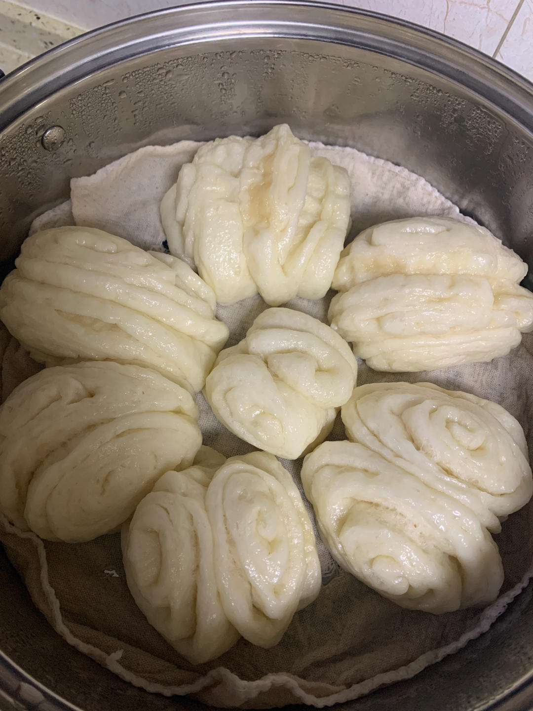🌺椒盐葱香花卷🌺（操作简单，好吃又好看）