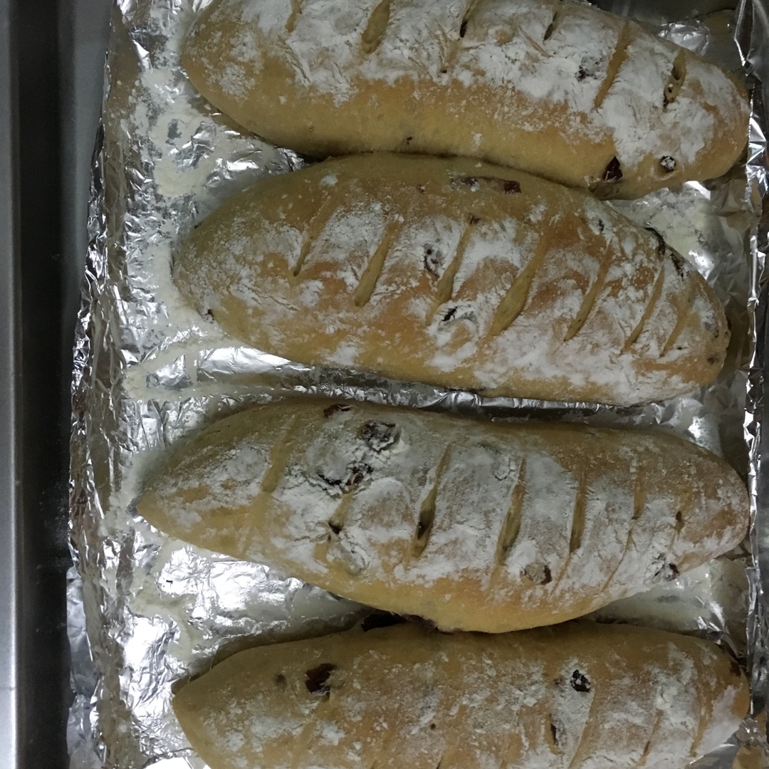 全麦红糖桂圆软欧包