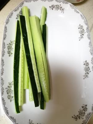 简单又好吃的—野餐大食会紫菜包饭～的做法 步骤4