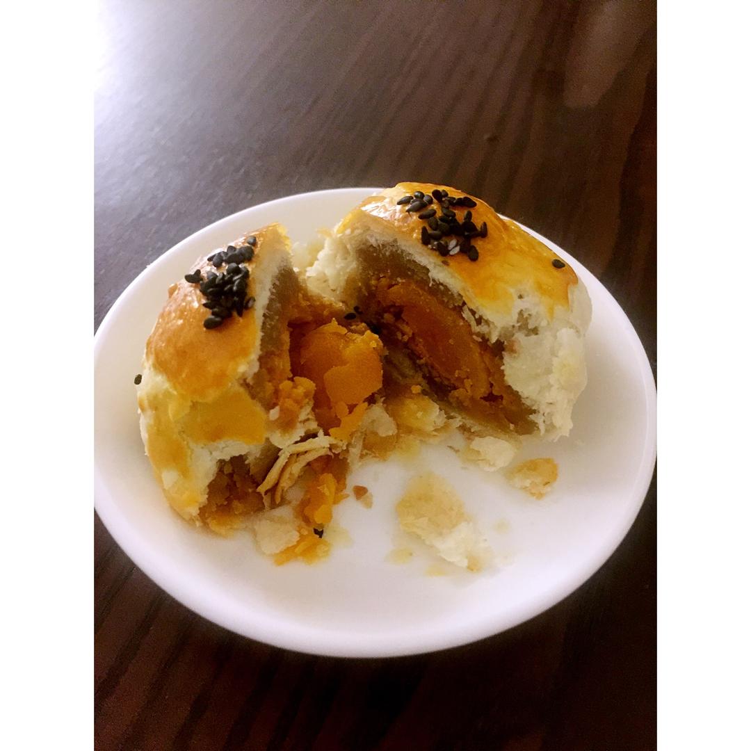 蛋黄酥