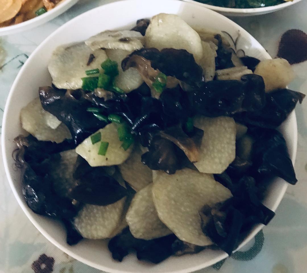 清炒山药木耳