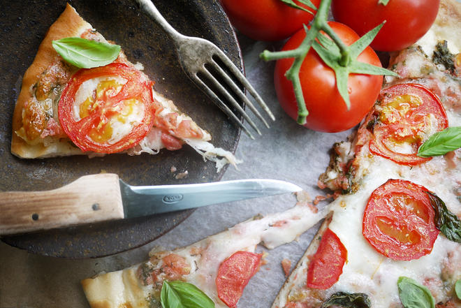 完美意式薄底披萨Margerita-松下煎烤箱的做法