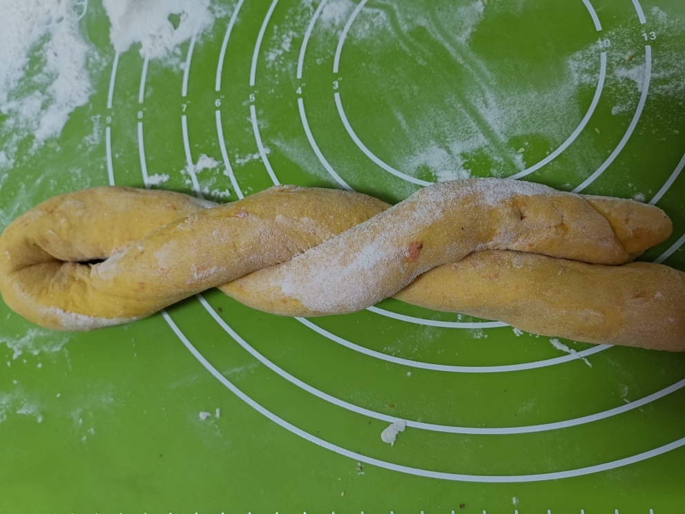 无油低糖原香南瓜面包蒸烤两吃的做法 步骤7