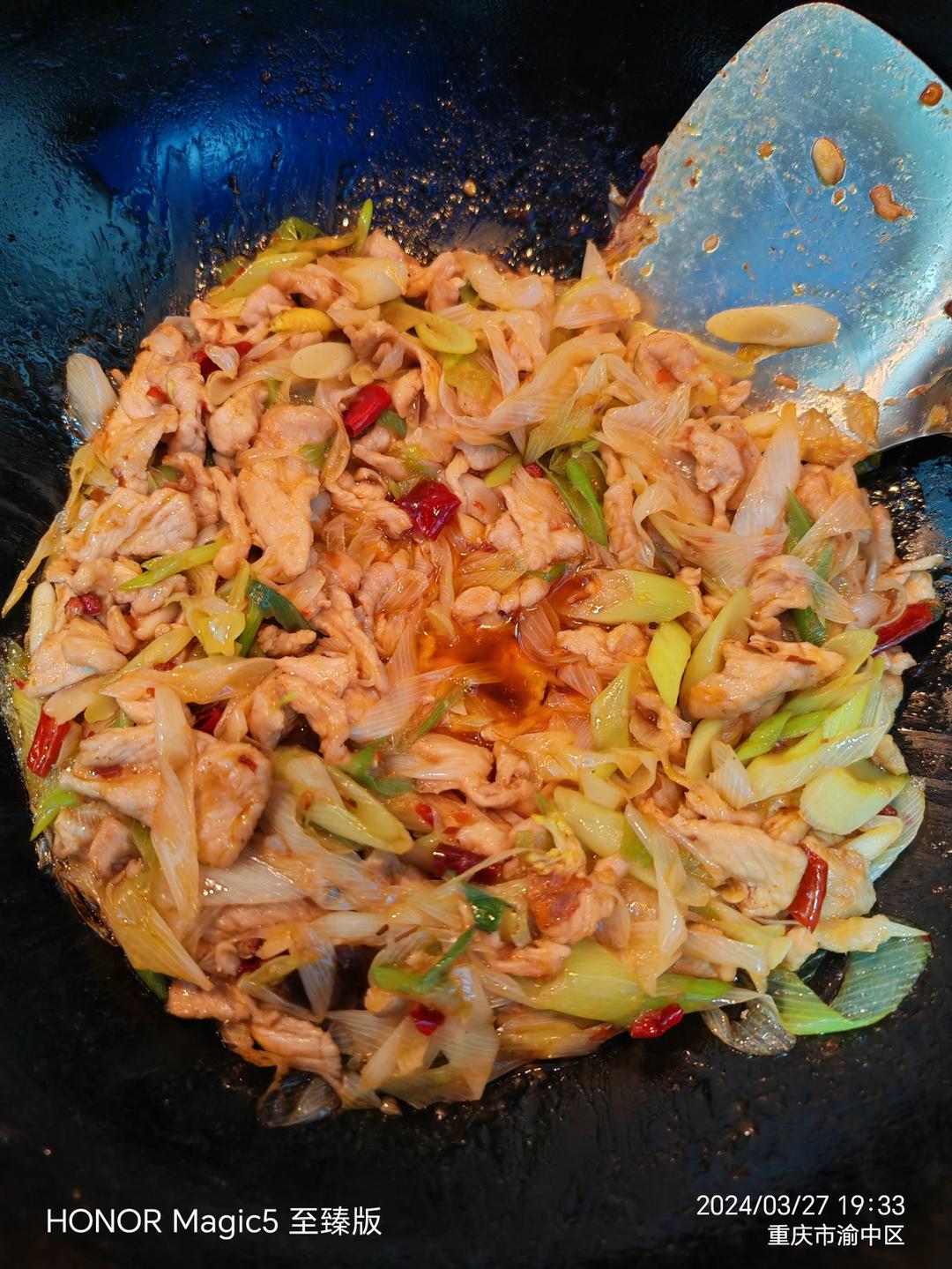 超下饭的大葱炒肉片