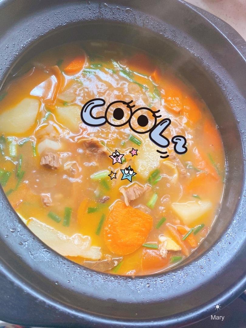 番茄土豆炖牛腩