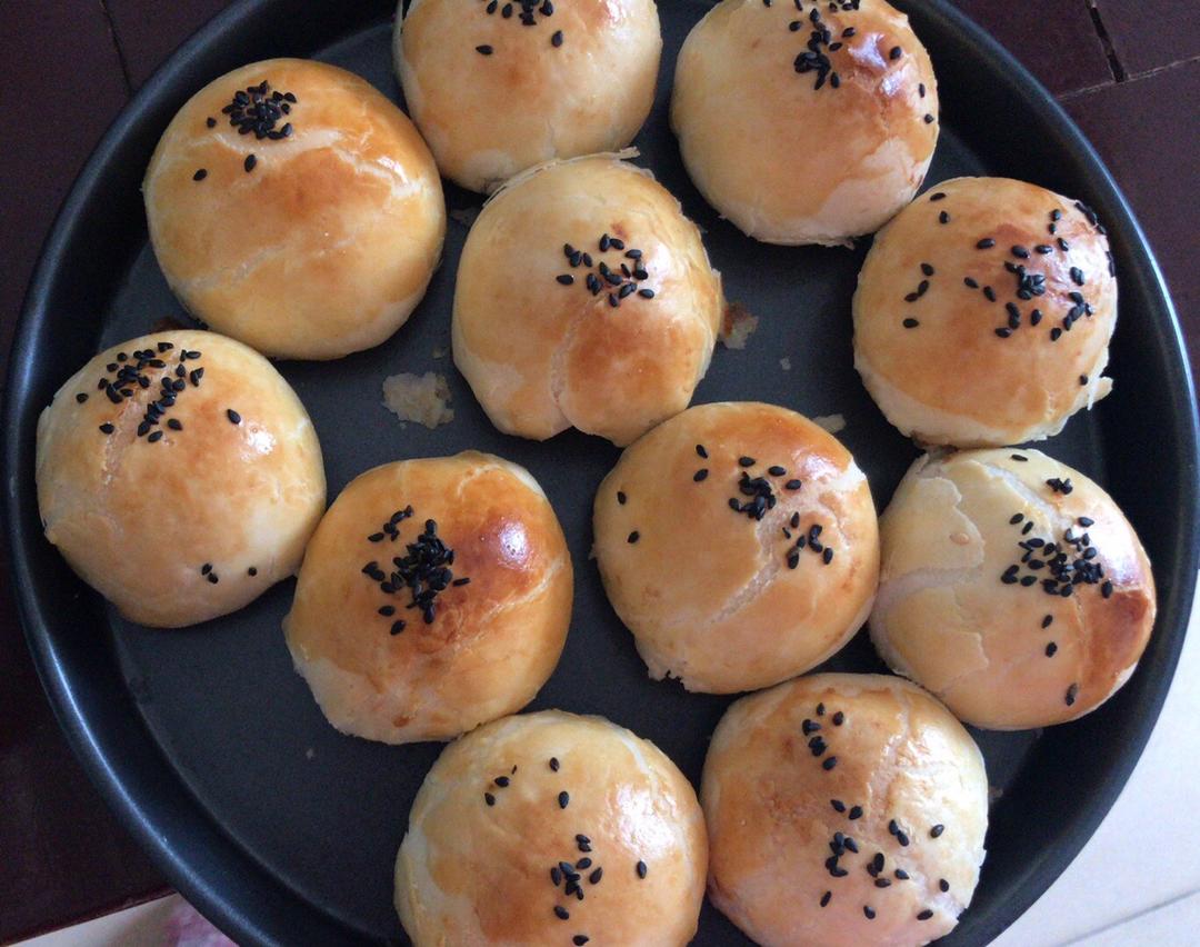 【小森妈妈菜谱】美味蛋黄酥