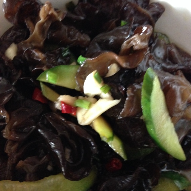 凉拌黑木耳