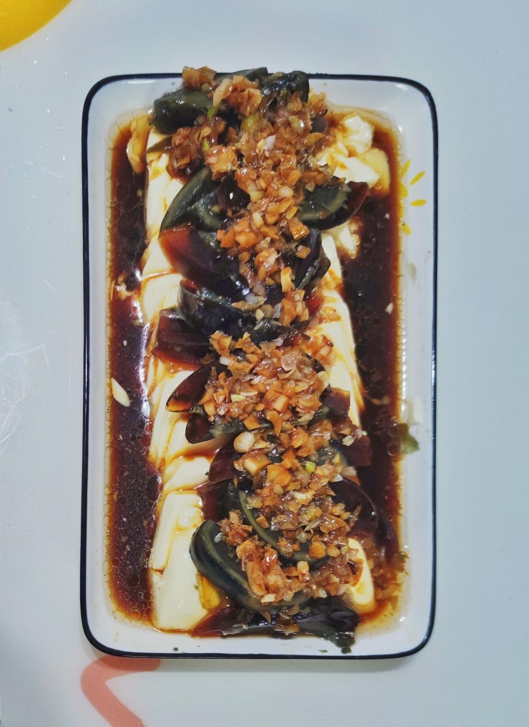 【最佳CP～】凉拌皮蛋豆腐✨