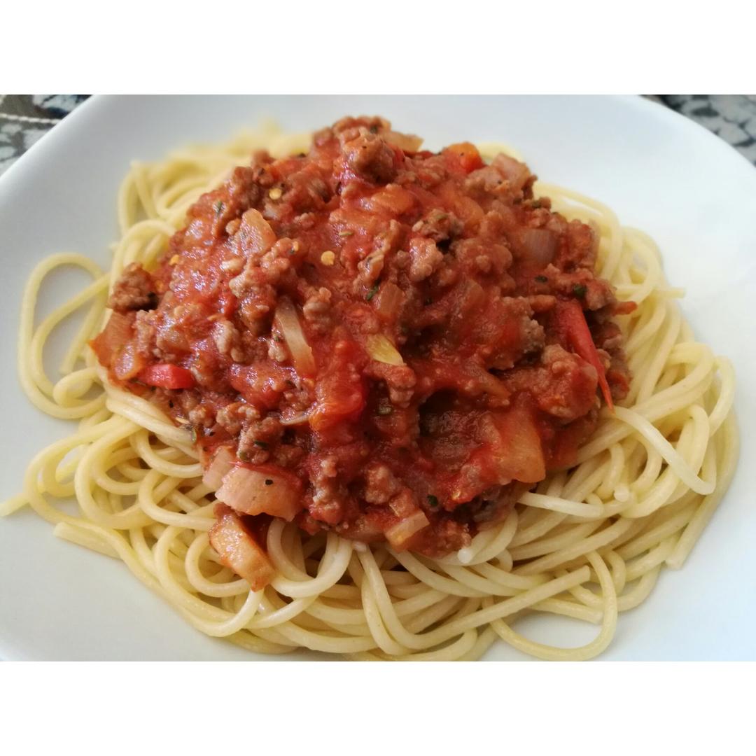 番茄肉酱意大利面