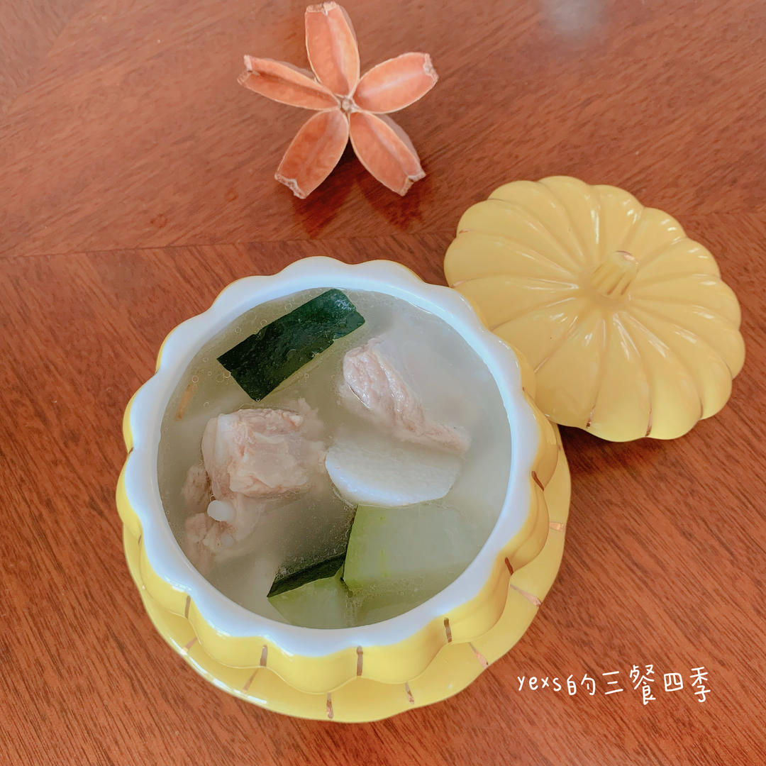 夏日养生祛湿三宝汤