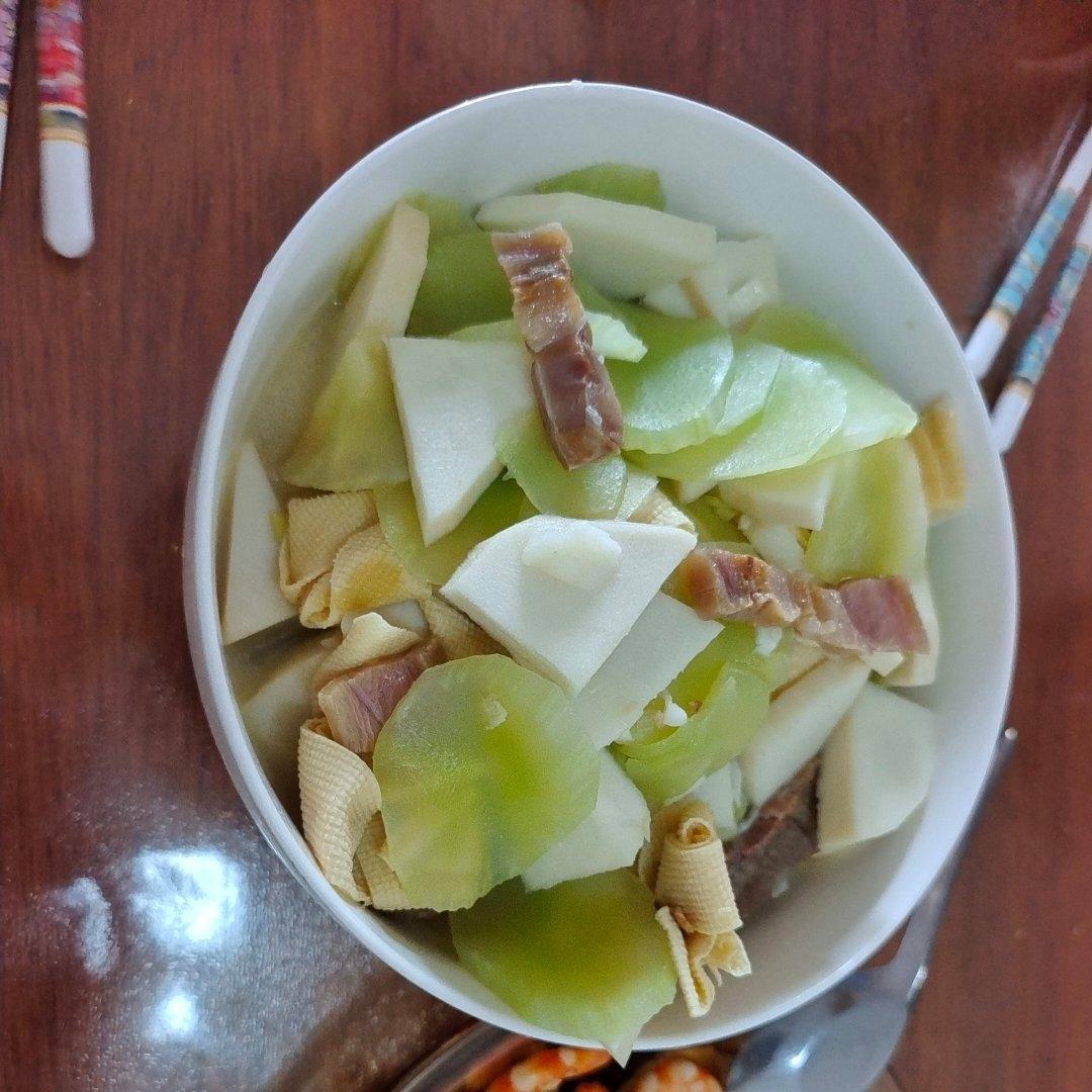 腌笃鲜