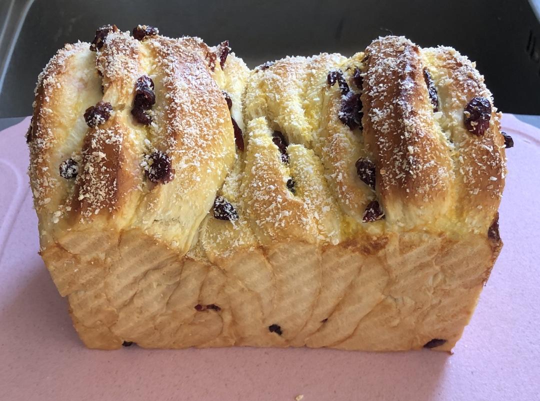 手撕蔓越莓炼乳吐司