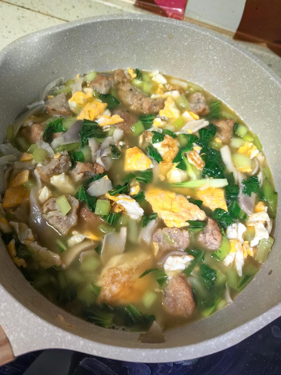 青菜蘑菇鸡蛋汤