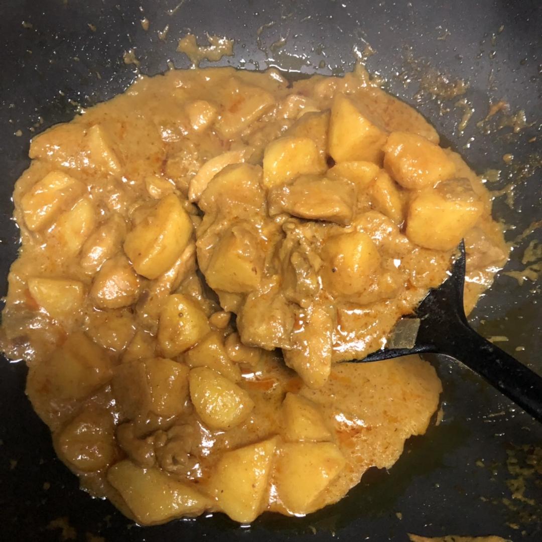 咖喱土豆鸡块
