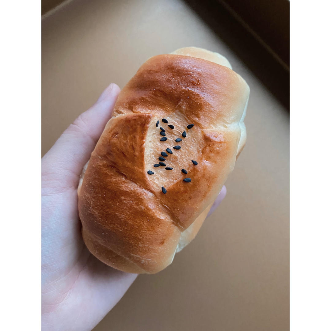 蒜香肠仔包