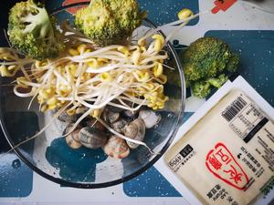 花蛤豆腐泡菜汤的做法 步骤1