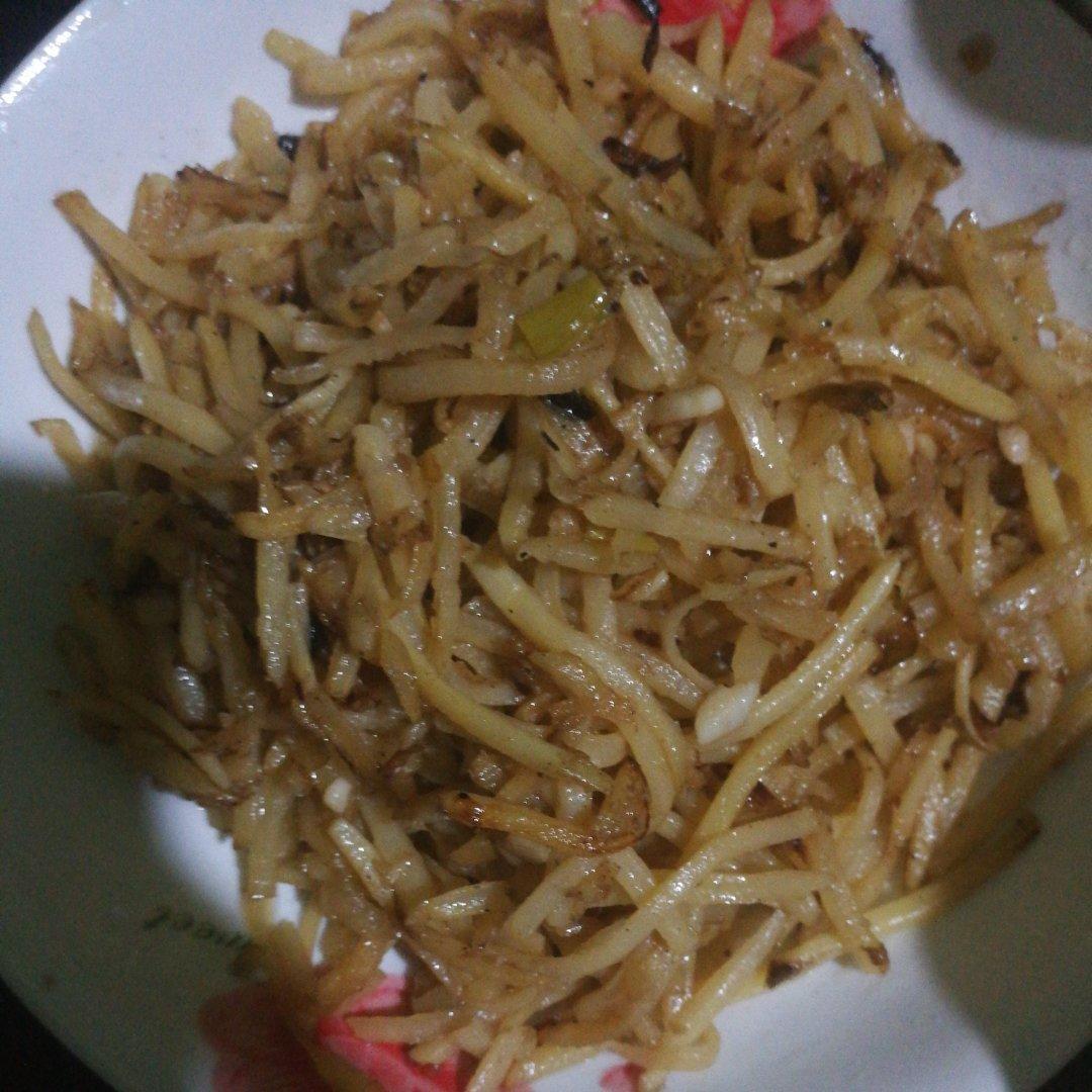 清炒土豆丝(巨简单，巨好吃)