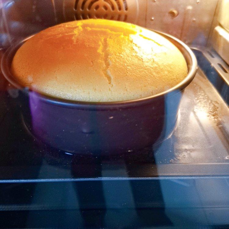 八寸酸奶蛋糕