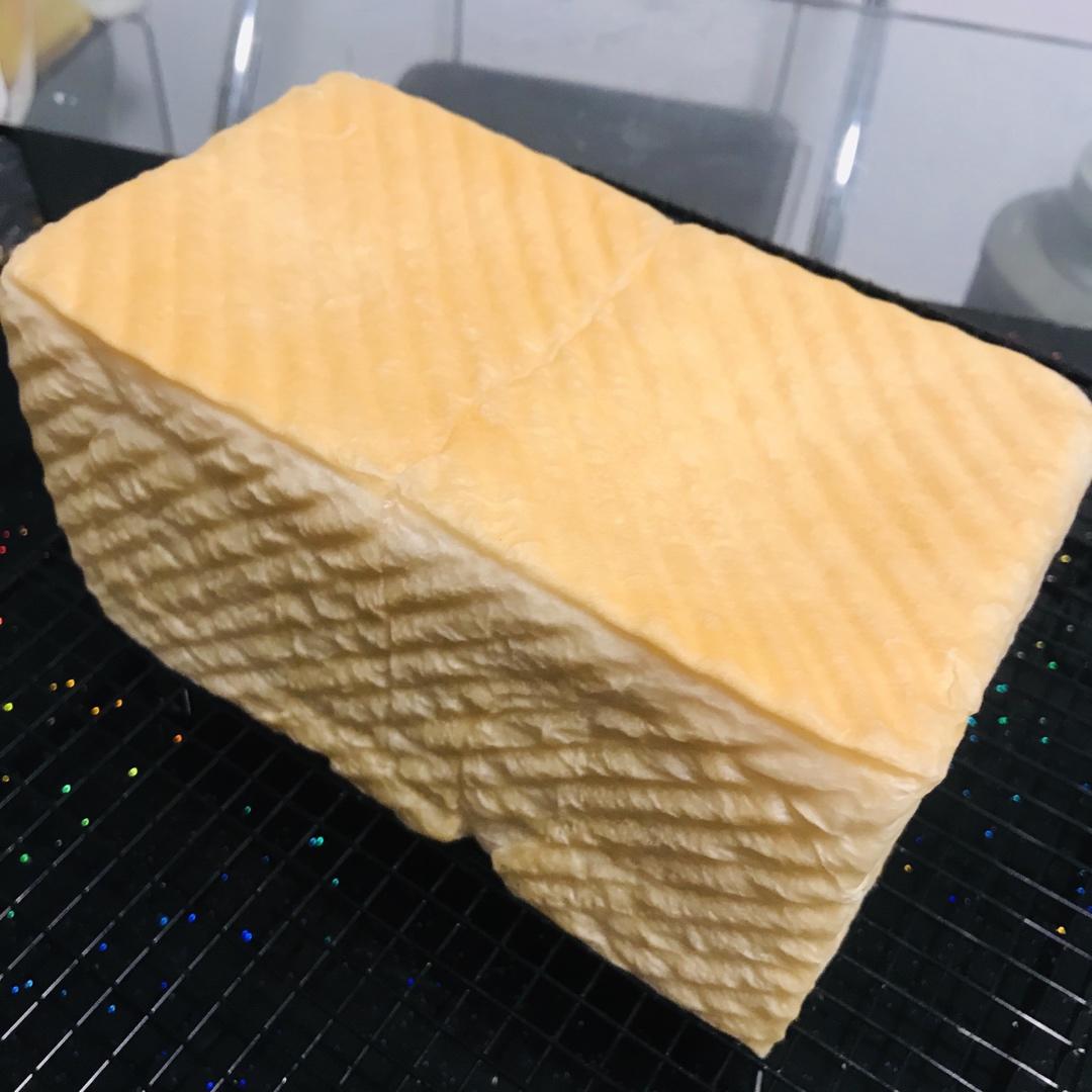 《Tinrry+》软绵绵的白吐司