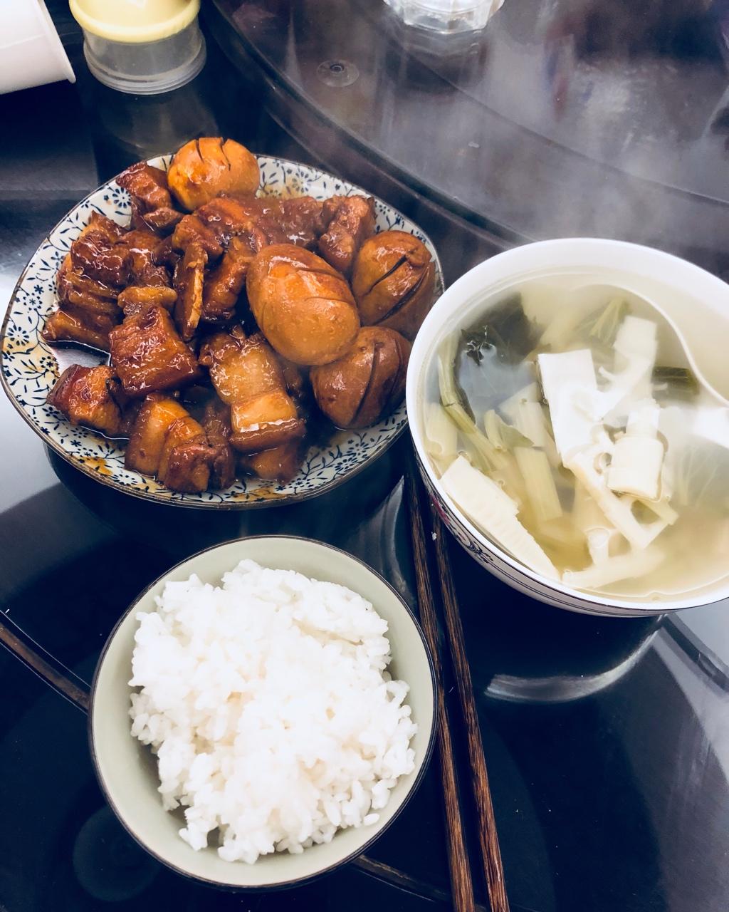 红烧肉烧蛋