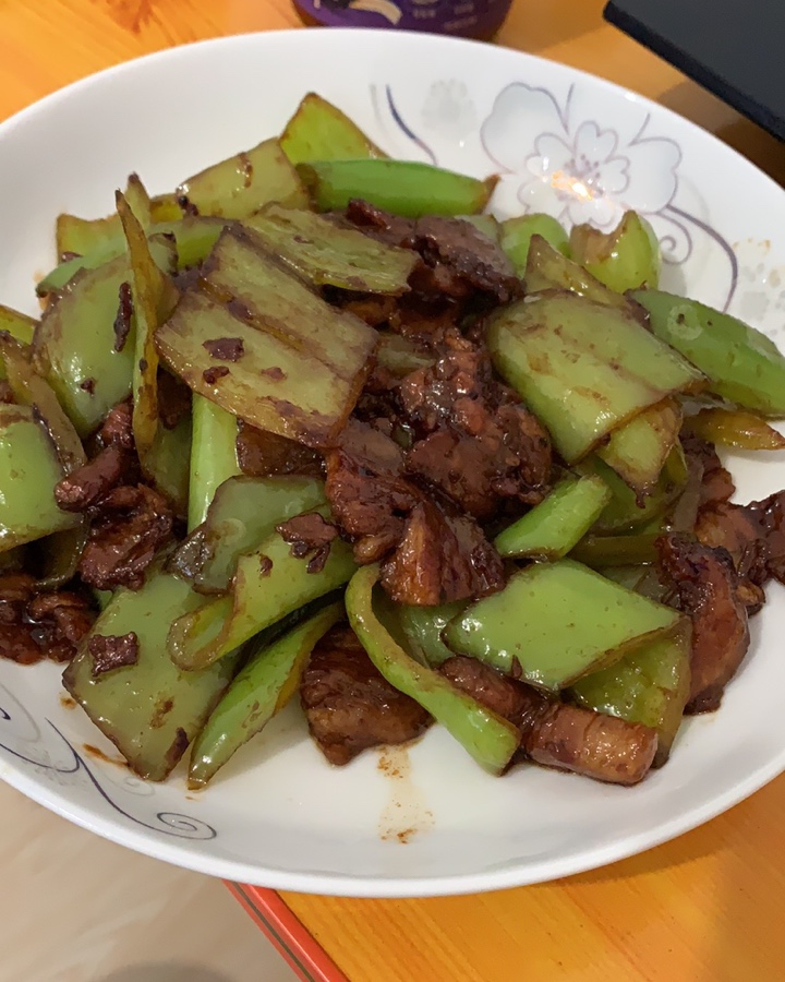 青尖椒炒肉