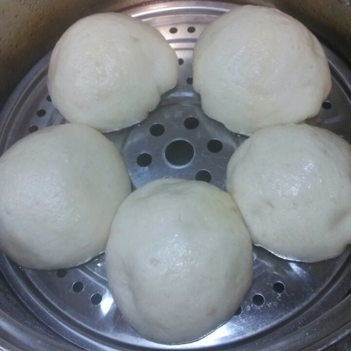 直接发酵法的白胖包子