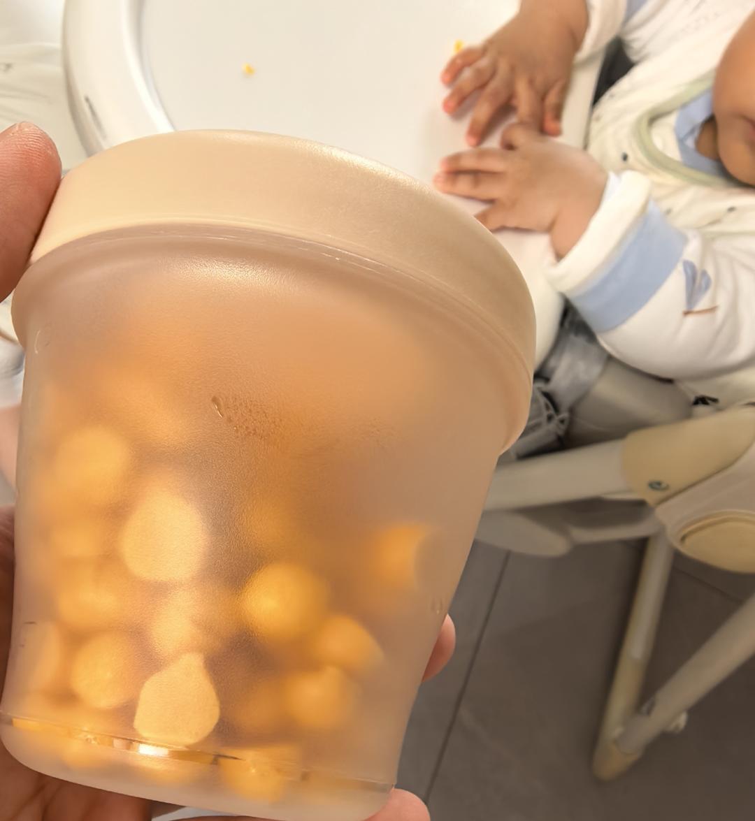 Finger food（母乳宝宝纯蛋黄小溶豆）