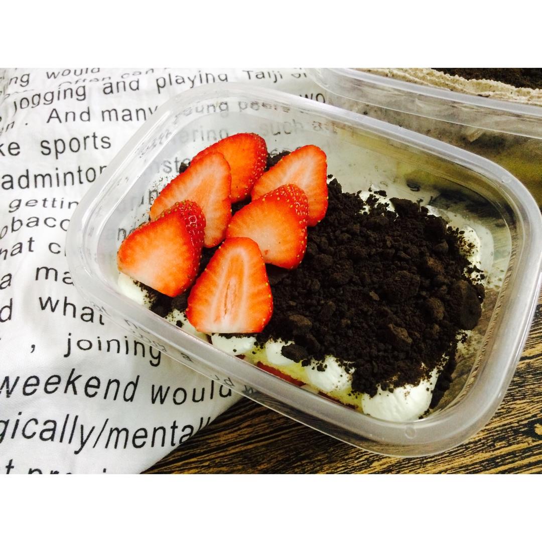 奶油鲜果便当千层盒子蛋糕