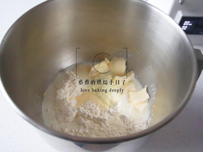 纯奶手撕吐司的做法 步骤1