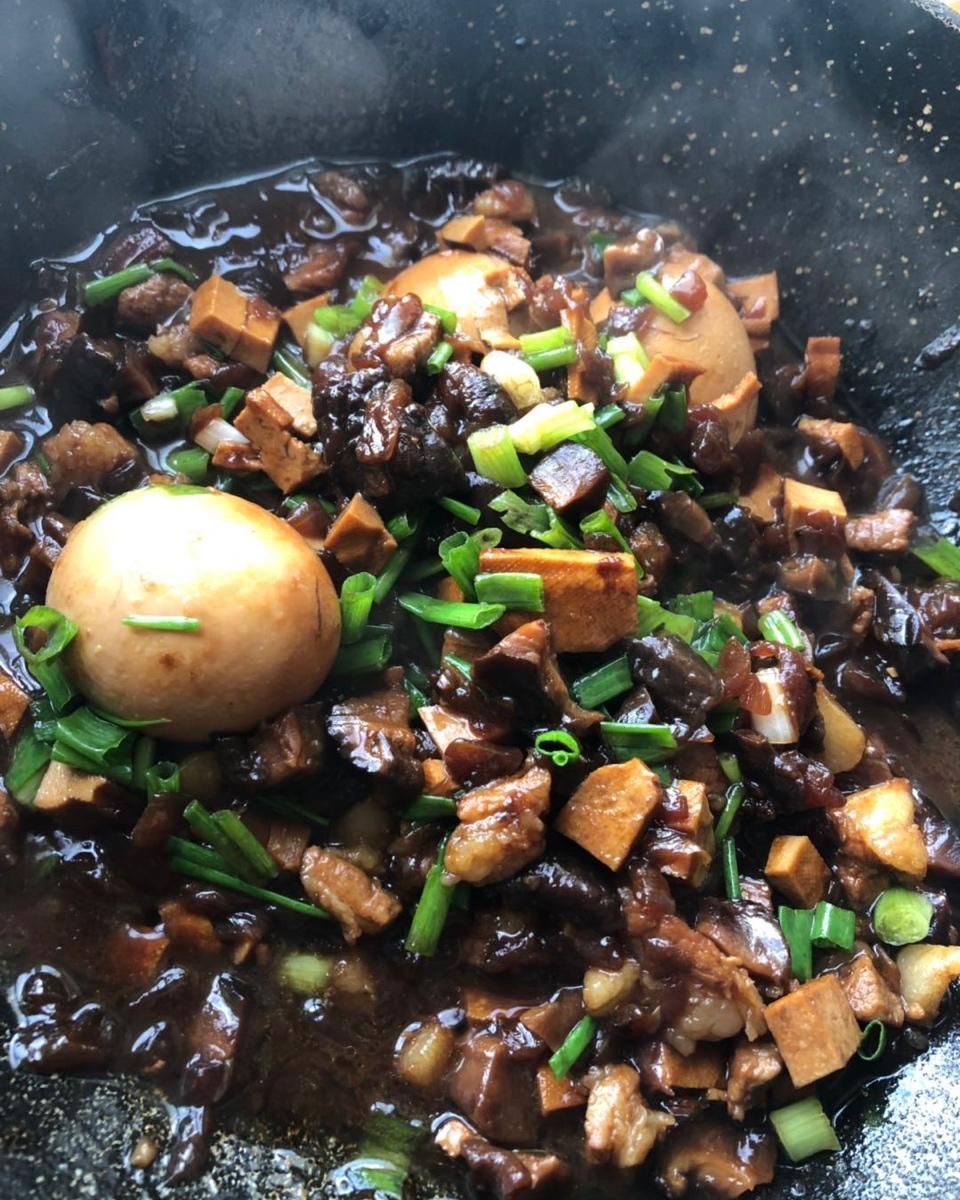 好吃到停不下来的卤肉饭