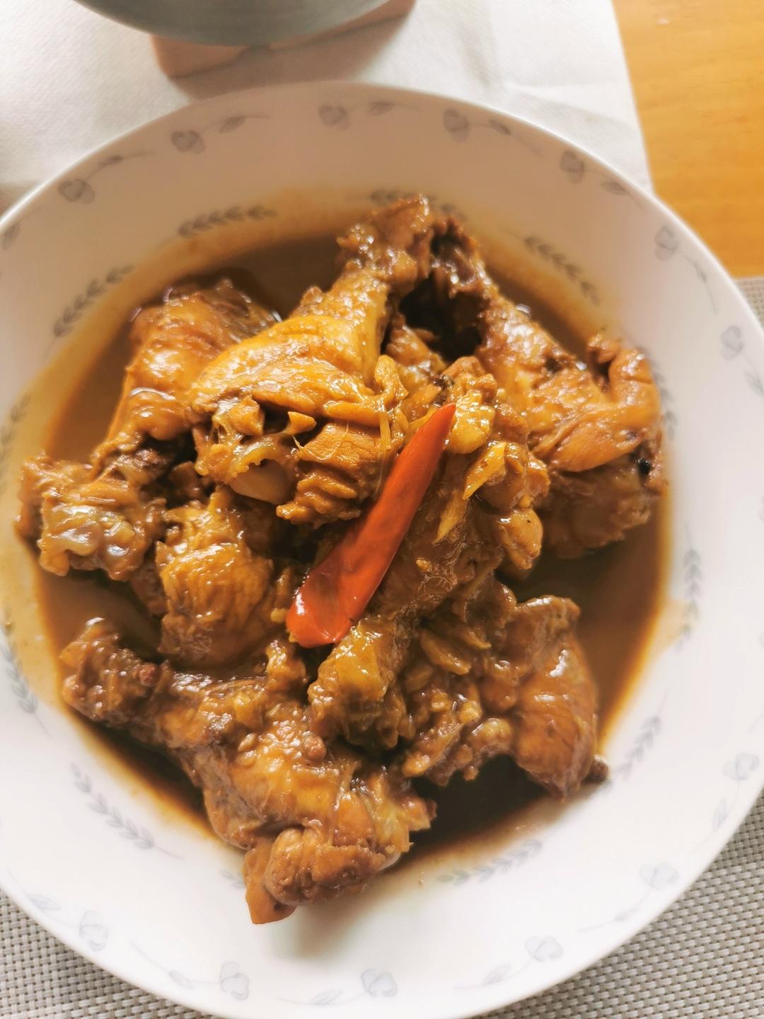 嘎嘎香的卤鸡腿