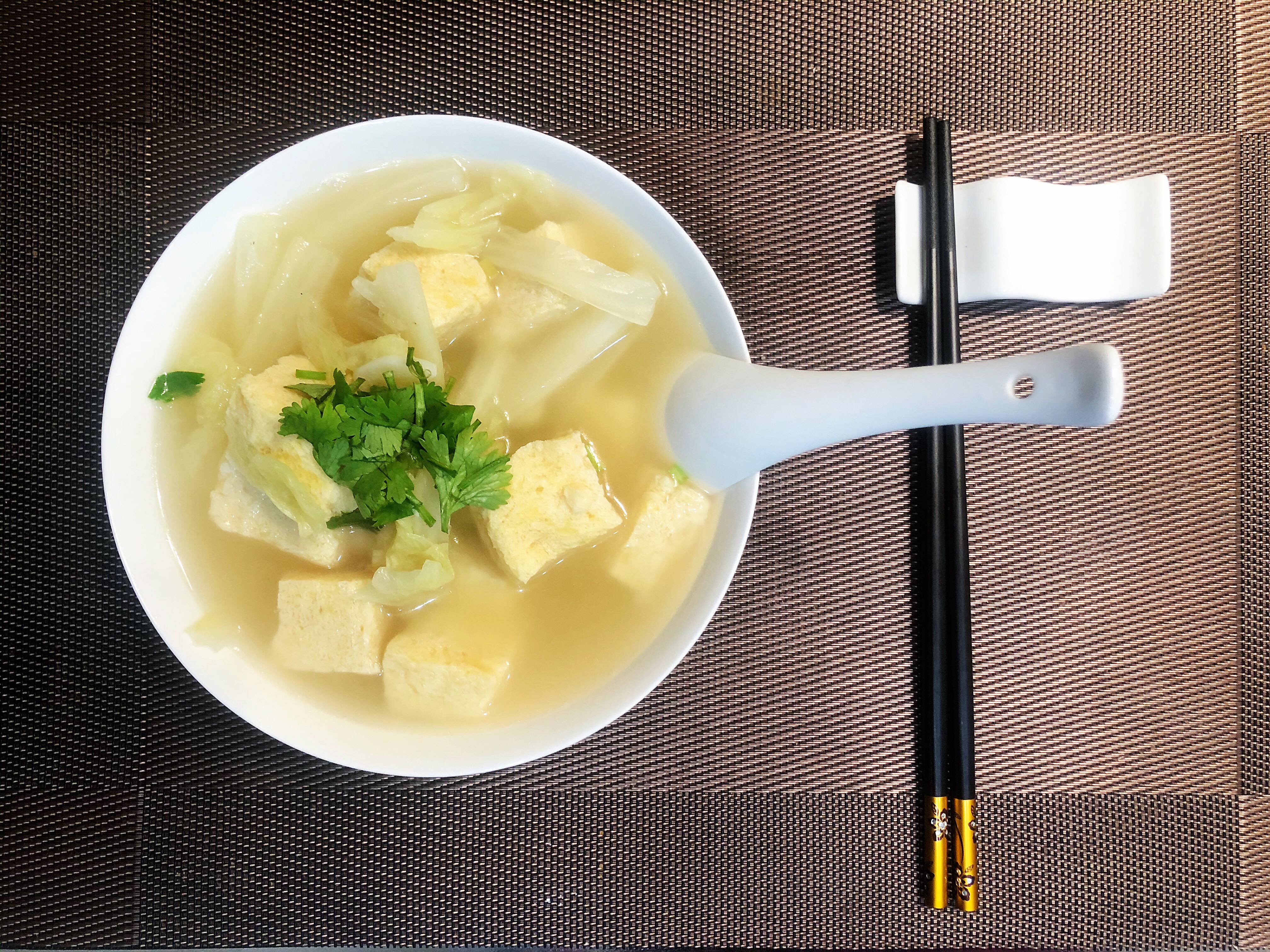 一人食·白菜炖冻豆腐的做法