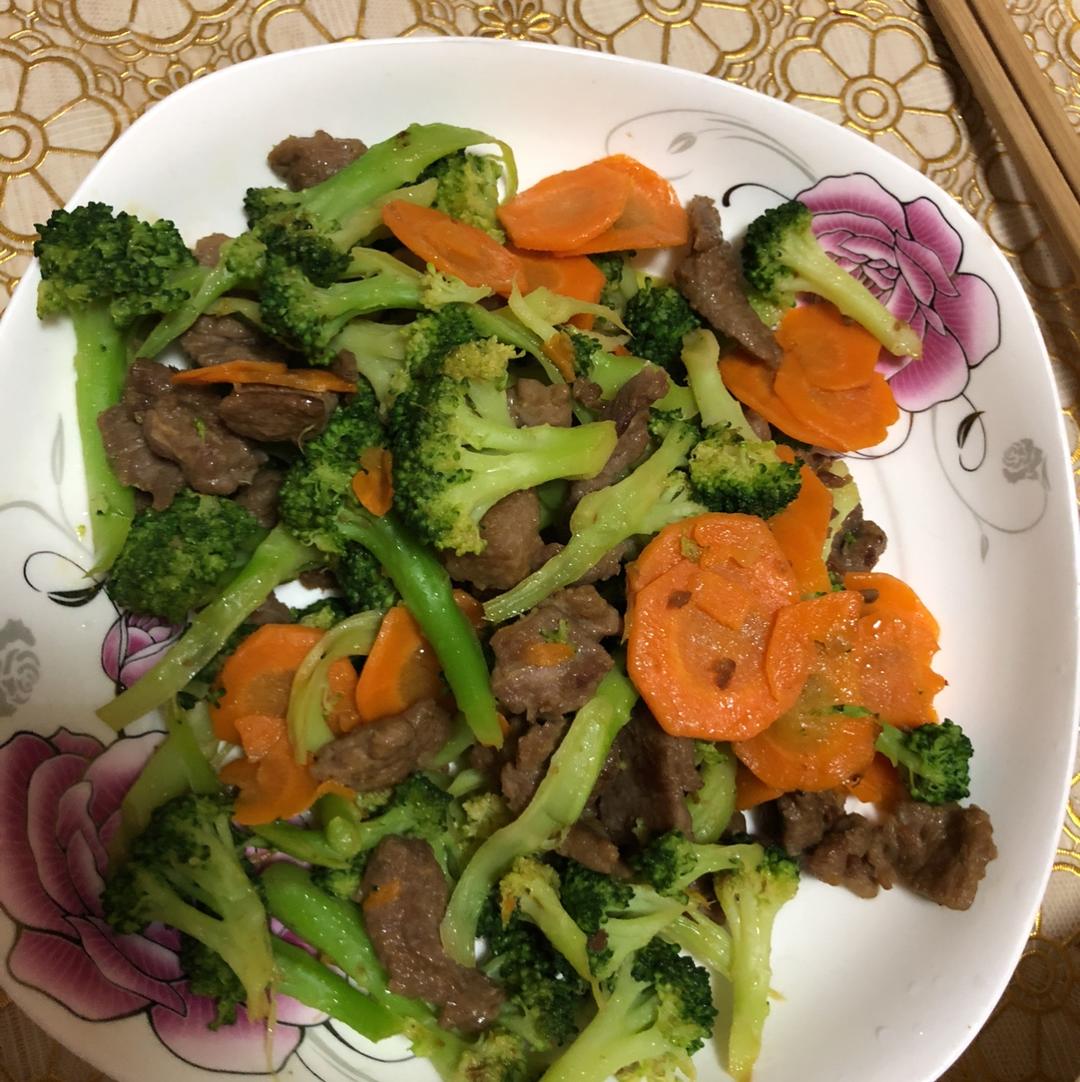 西兰花炒牛肉