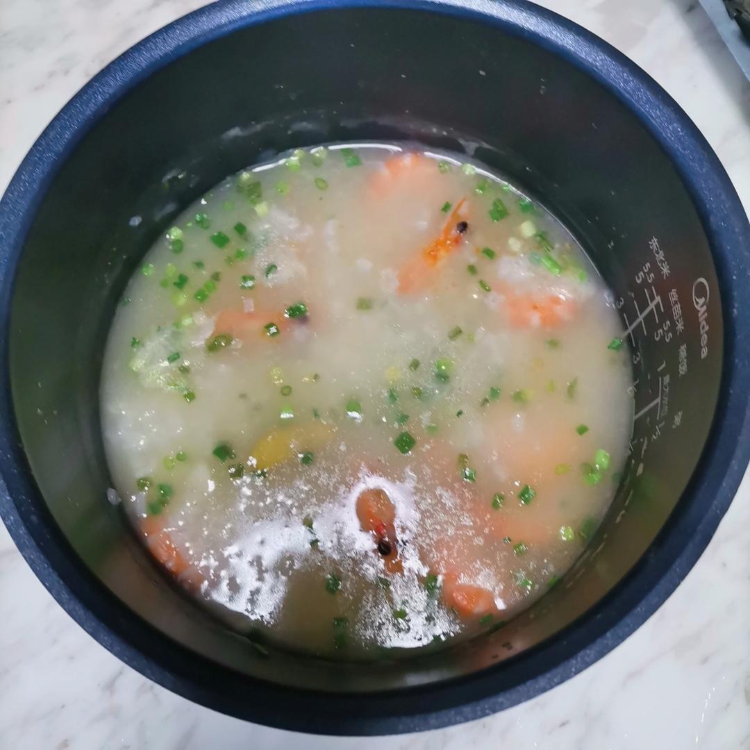 鲜虾砂锅粥