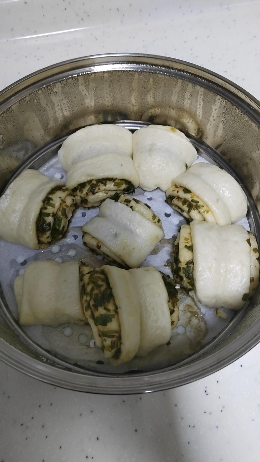 飘香韭菜花卷