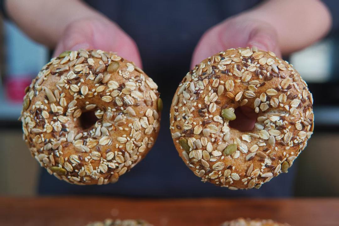 山姆同款多谷物贝果！过完年减脂救星🥯 麦香浓郁，越嚼越香，饱腹感绝了！