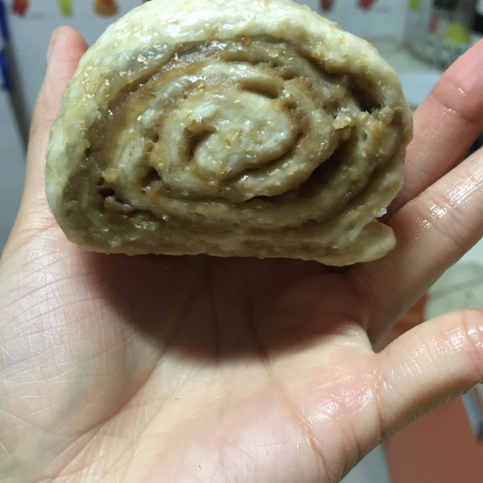 葱花肉卷