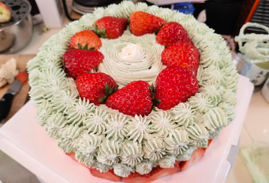 草莓生日奶油蛋糕（八寸）