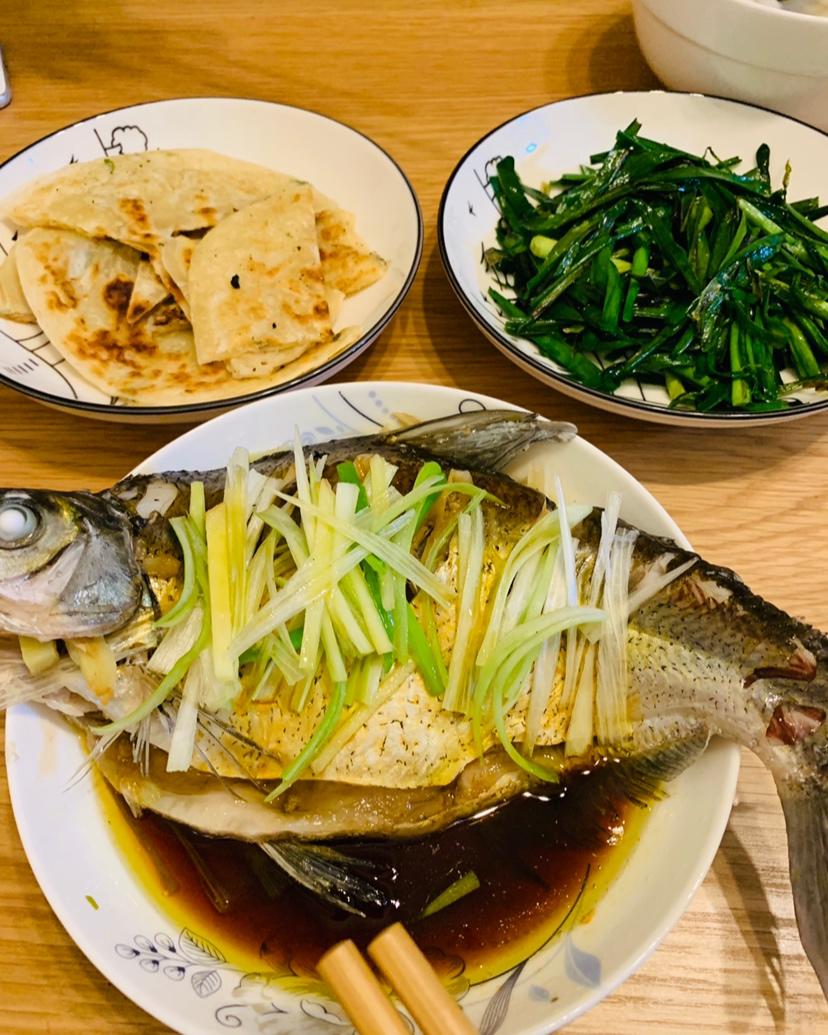 清蒸武昌鱼