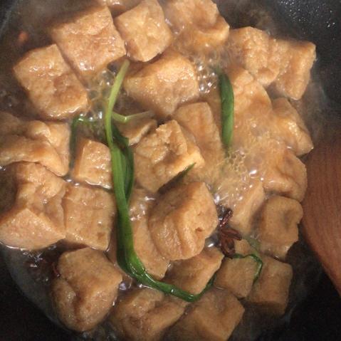 哈盖头做的五香大油豆腐简易版