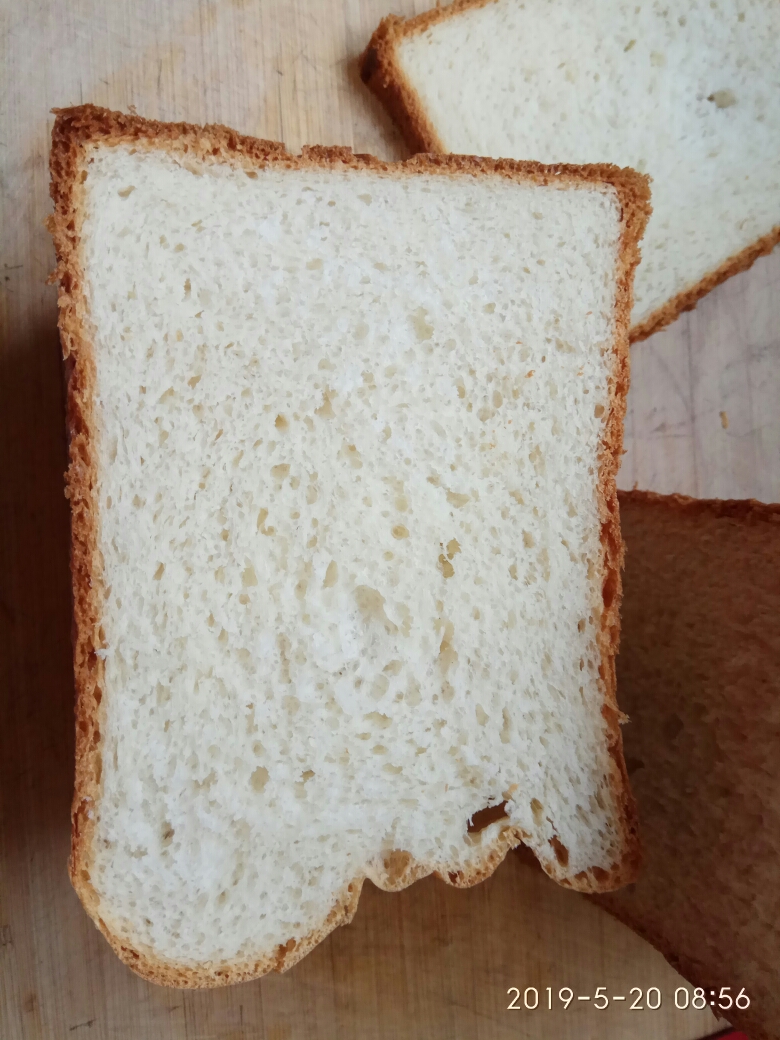 Homestyle White Bread - 基础白面包的做法