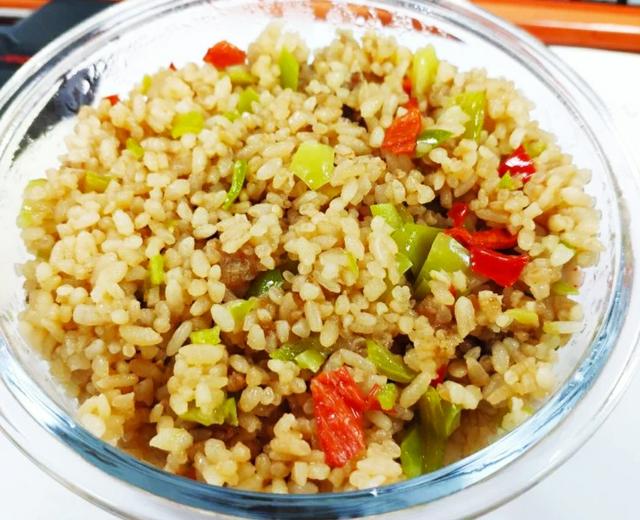 酱油炒饭的做法