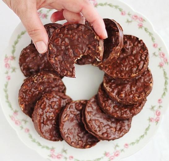 翻译食谱 | 烤燕麦坚果巧克力零食的做法