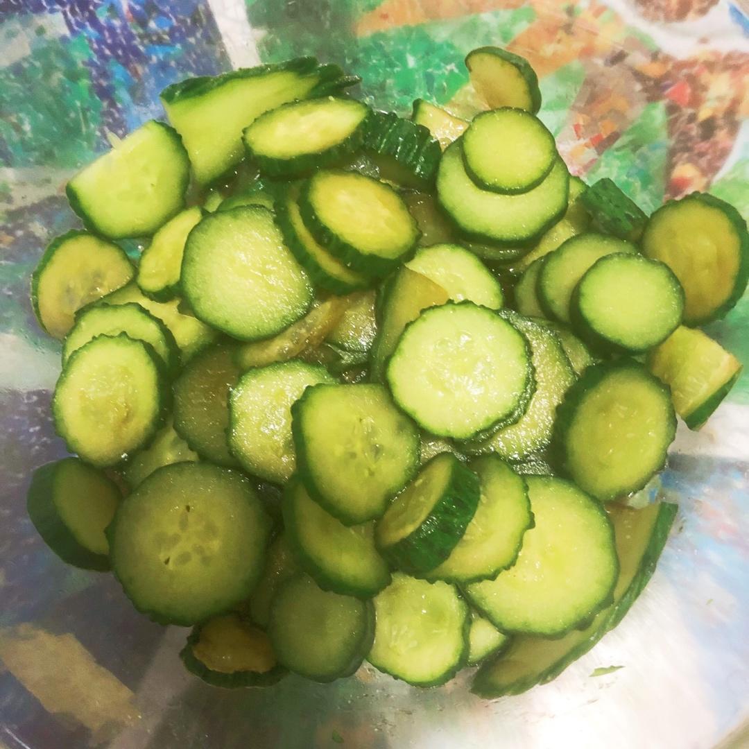 快手微波炉黄瓜