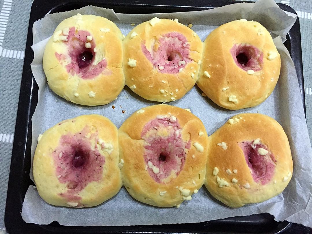 蓝莓奶酥面包